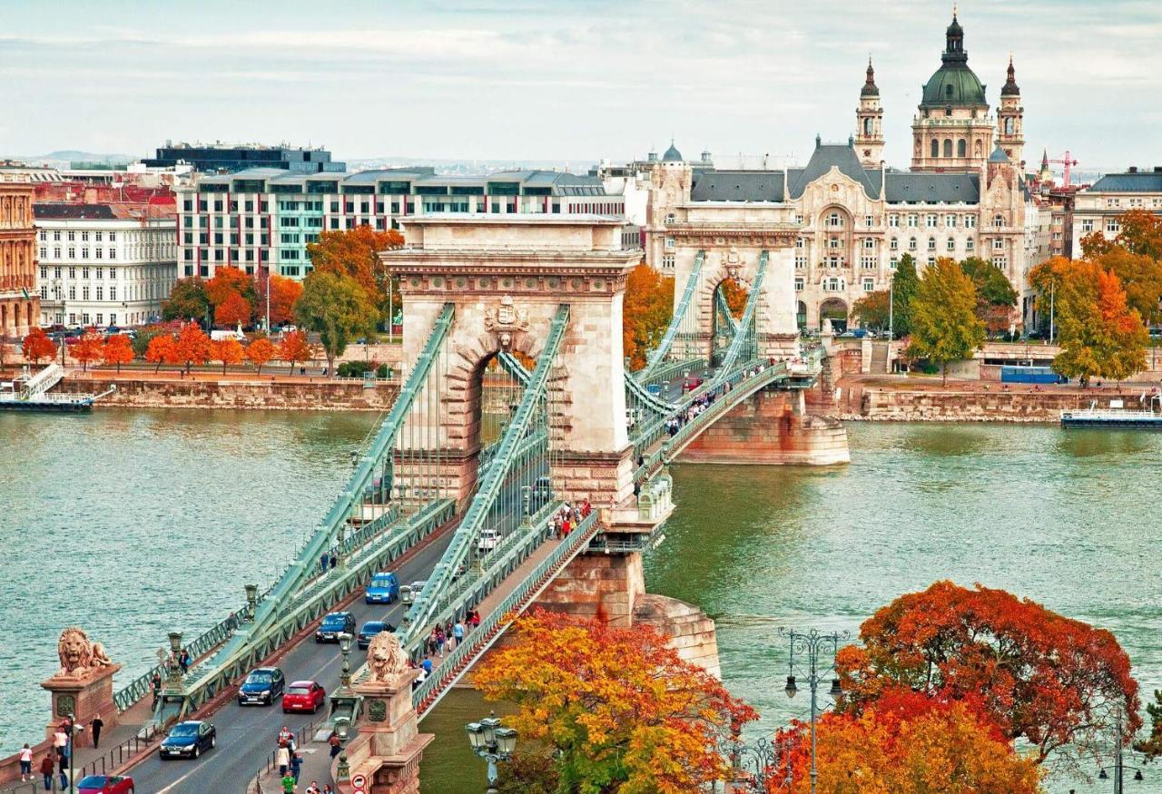 Apartment Skyline Serenity Retreat @vaci Famous Street Budapest